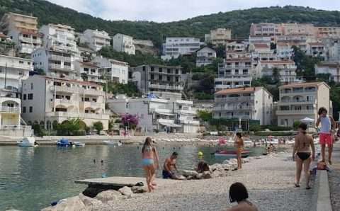 neum