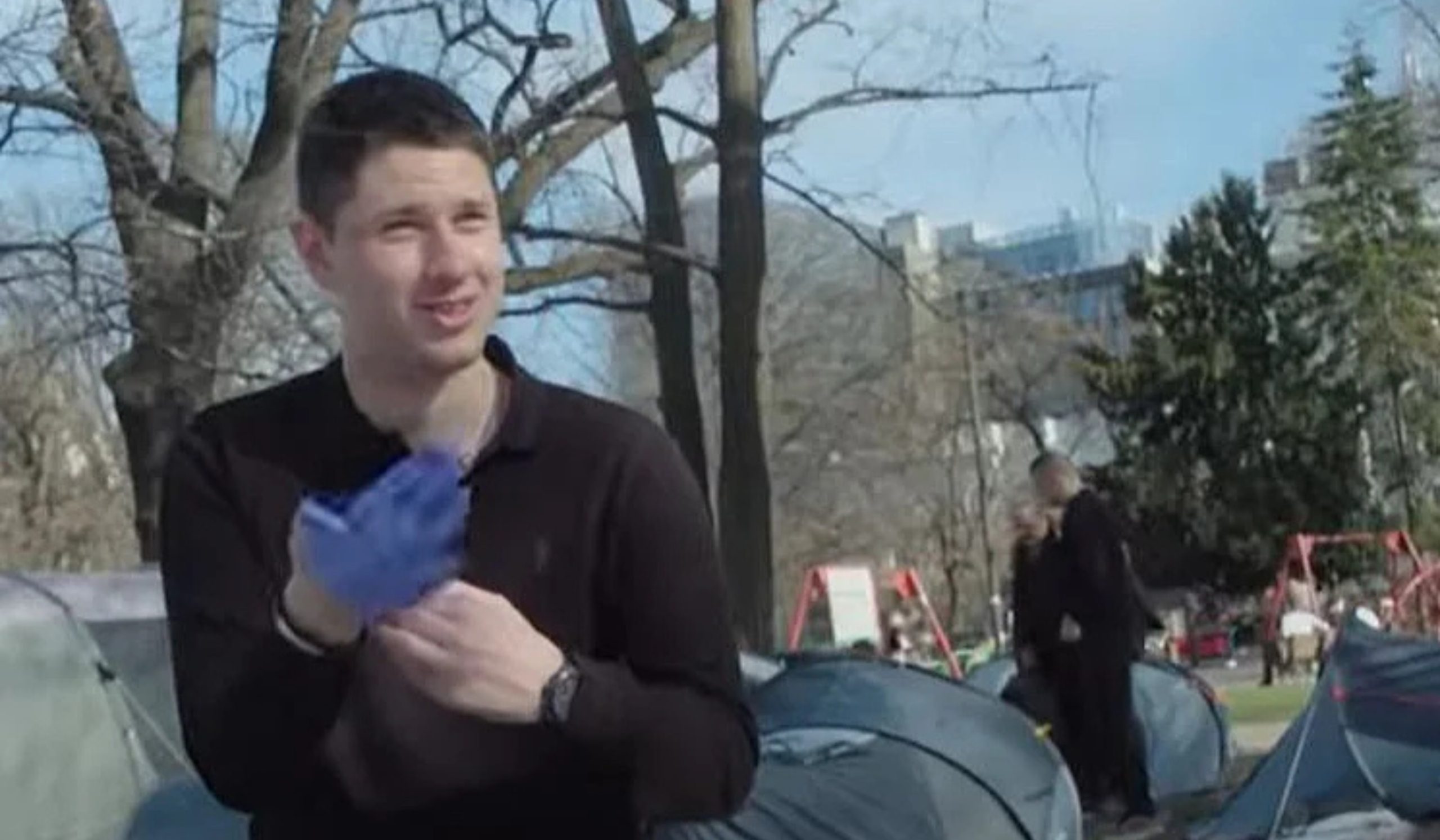 SVE JE SNIMLJENO: Studenti u blokadi kampirali u Ćacilandu, glumili Vučićeve “studente”