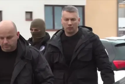 ŠTO VEĆI KRIMINAL, TO SIGURNIJA FOTELJA: Nešićev put od zatvora do nove funkcije ŠTO VEĆI KRIMINAL, TO SIGURNIJA FOTELJA: Nešićev put od zatvora do nove funkcije