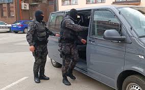 TK: Uhapšena dvojica Mađara, sumnja se da su špijuni TK: Uhapšena dvojica Mađara, sumnja se da su špijuni